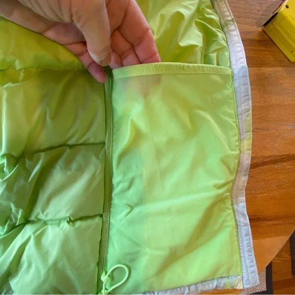 Eddie Bauer First Ascent Downlight 800 fill jacket -Large